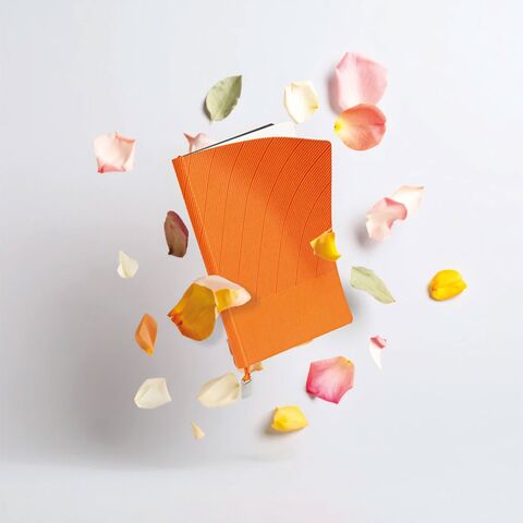 İstinye Tarihsiz Defter Turuncu 15,5 x 21,5 cm